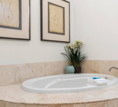 Large Garden Tub