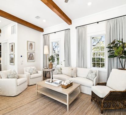 Relax in the Living Area - Offering Ample Seating
