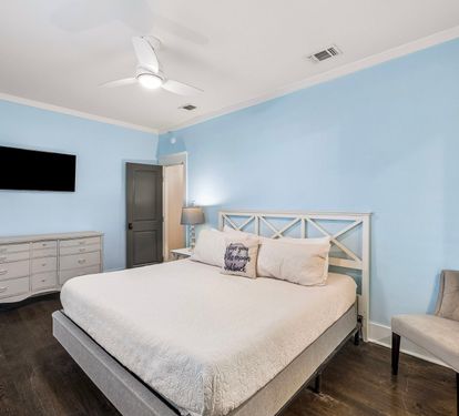 1st Floor King Guest Suite - Equipped with a Flat-Screen TV