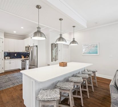 Spacious Chef's Kitchen With Bar Seating for 6