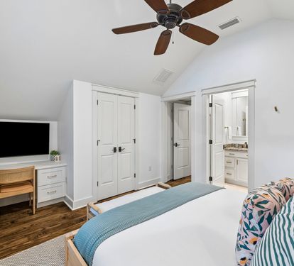 King Guest Suite - Dedicated Workspace + Flat-Screen TV