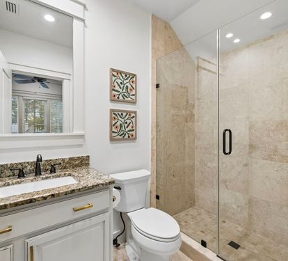 King Guest En-Suite - Single Vanity + Walk-In Shower