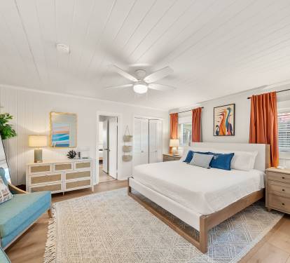 Primary Bedroom, 1 King bed