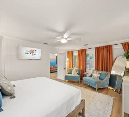 Primary Bedroom, 1 King bed