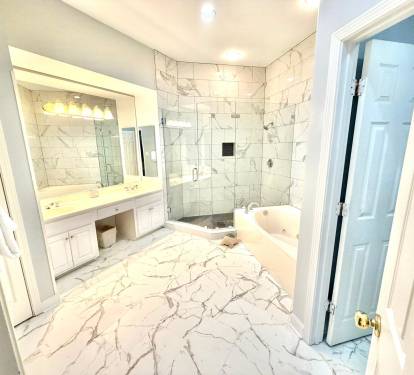 Modern Master Bathroom