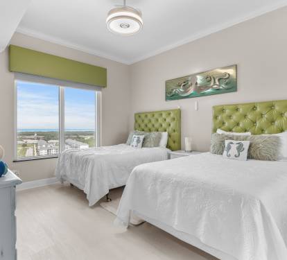 Guest Bedroom with 2 Double Beds