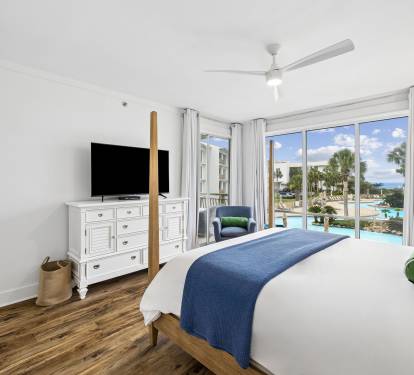 Primary King Suite - Balcony Access + Flat-Screen TV