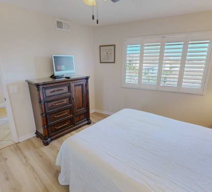 Guest Bedroom 1