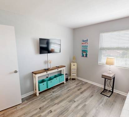 Guest Bedroom 1