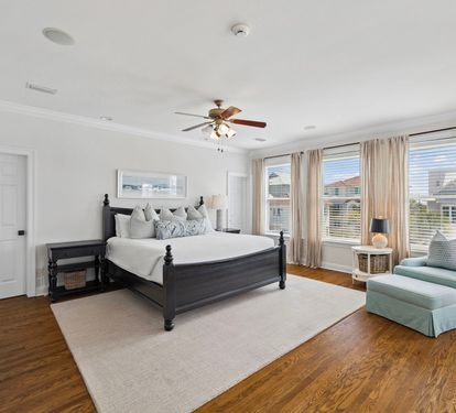 3rd Floor - Primary King Suite