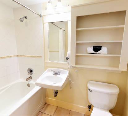 Guest Bathroom 