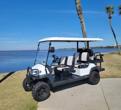 Agusta Village 523 Golf Cart 