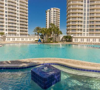 Enjoy some relaxation in the St Maarten jacuzzi