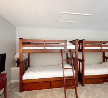 Guest bedroom 3