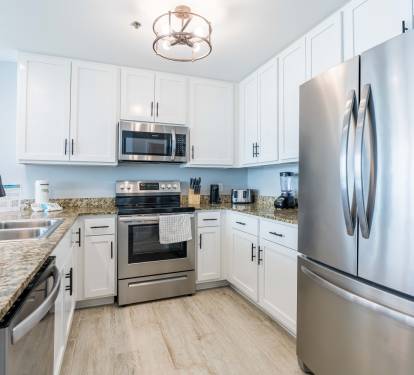 Lighthouse 1118 Fully Equipped Kitchen
