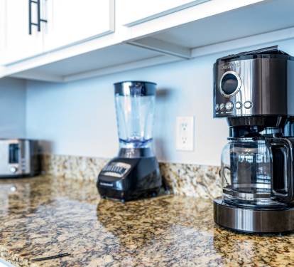 Lighthouse 1118 Kitchen with Drip Coffee Maker
