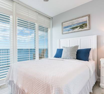Lighthouse 1118 Bedroom 2 with Queen Bed