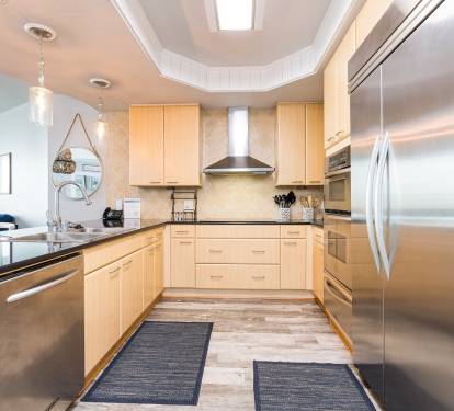Caribe 305C Fully Equipped Kitchen