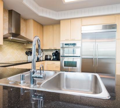 Caribe 305C Fully Equipped Kitchen