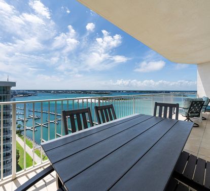 Caribe Penthouse C1 Balcony Dining with Seating for Six
