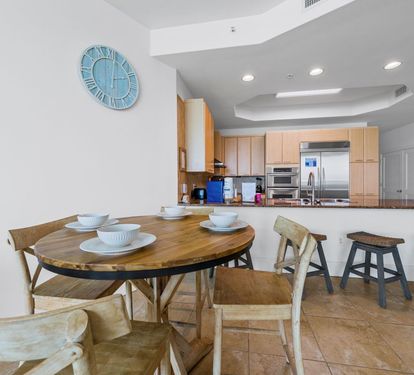Caribe Penthouse C1 Dining Table Seats Four