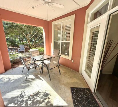 Relax on the lanai