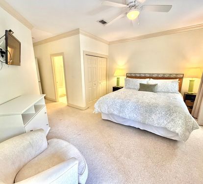 Master Suite - Upstairs