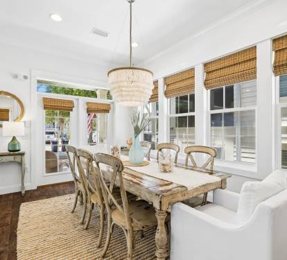 Dining Area with Seating for 8