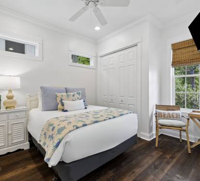 2nd Floor - Queen Guest Suite