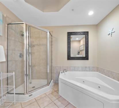 16 San Carlos 309 Primary Bathroom