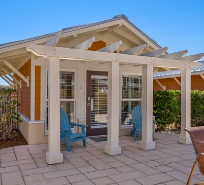 Enjoy your Poolside Cabana #2