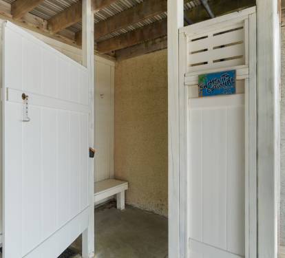 Outdoor Hot/Cold Shower