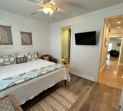 Main Level Guest Bedroom (King)
