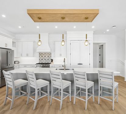 Spacious & Fully Equipped Gourmet Chef's Kitchen