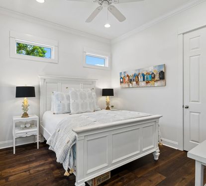 1st Floor - Queen Guest Suite