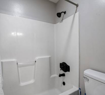 Lighthouse 901 Bathroom 3 with Tub Shower Combo