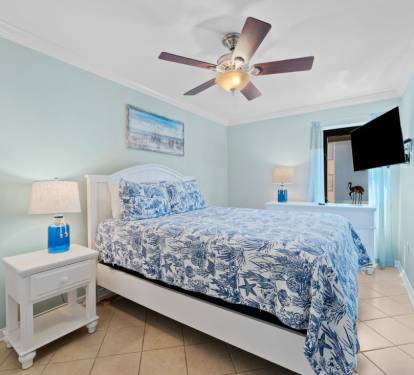 15 Island Winds 280 Bedroom 2