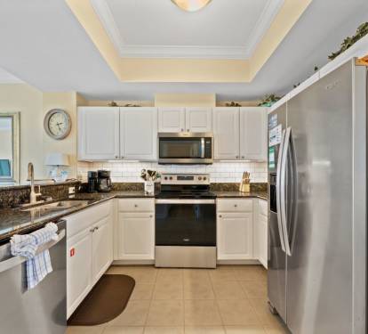 Crystal Tower 1003 Fully Equipped Kitchen