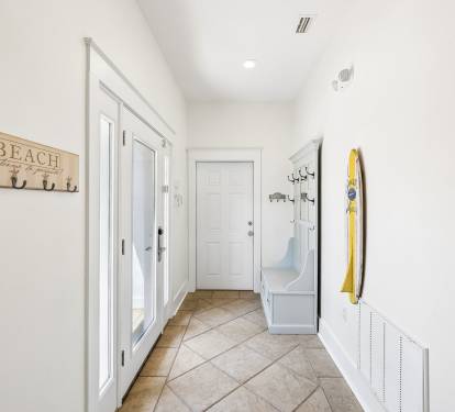 Inviting 1st Floor Entry