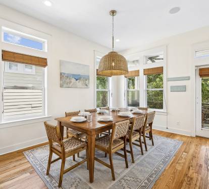 Dining Area with Seating for 8