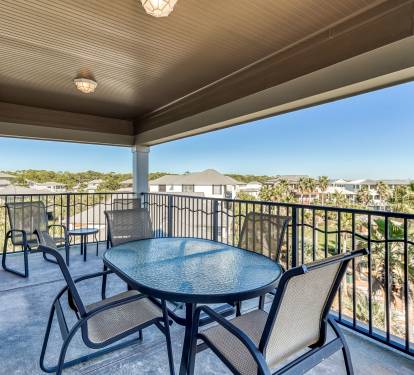 Balcony Off Living Area - Offering Outdoor Dining for 4!