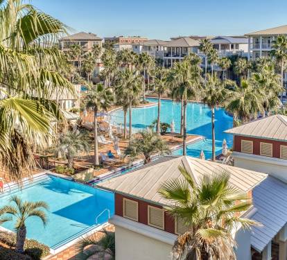 Stunning Balcony Views of the Lagoon Pool