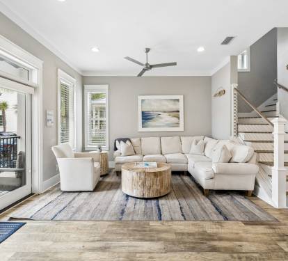 Cozy & Inviting Living Area