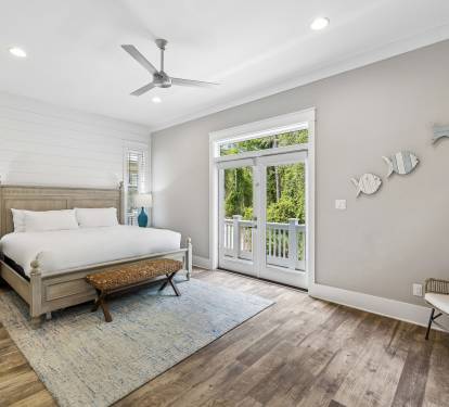 1st Floor - King Guest Suite