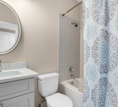 Bathroom 2 with Tub Shower Combo