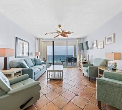 Pelican Pointe 803 Living Room with Queen Sleeper