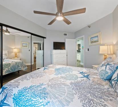 17 White Caps 1404 Bedroom 2