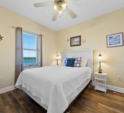 Crystal Tower 1003 Bedroom 2 with Queen Bed