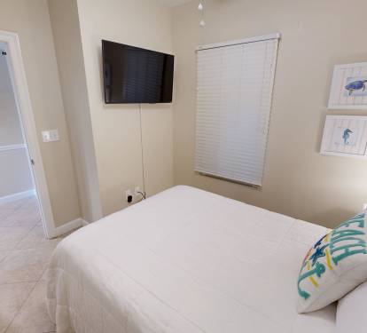 Guest Bedroom 1