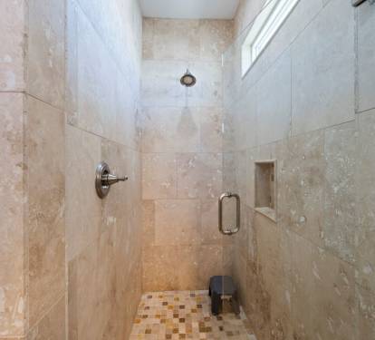 All Moh's Paradise Bathroom 2 with Step-in Shower